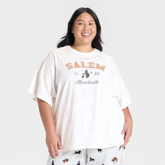 Women's Halloween Salem Oversized Sleep T-Shirt - Hyde and EEK! Boutique  Cream 3X