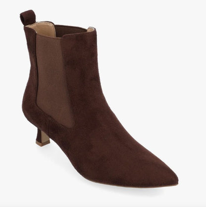 Women's 8 Journee Collection Tenlee Tru Comfort Foam Ankle Boots Faux Suede Brown
