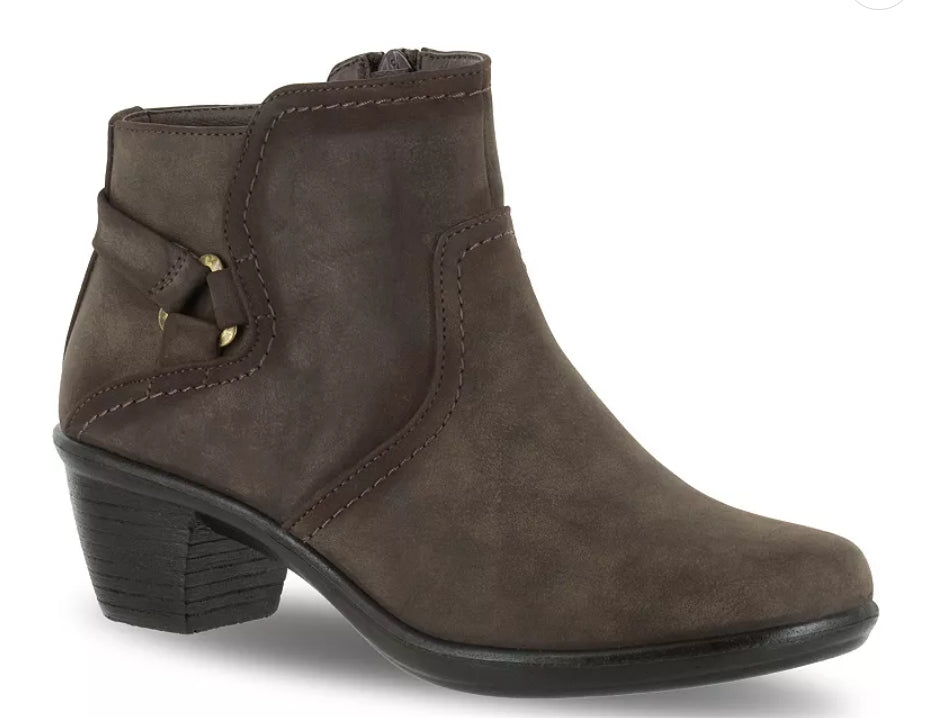 Women's 8M - Easy Street Dawnta Ankle Boots - Smoke Matte *Damaged Box Missing Lid*