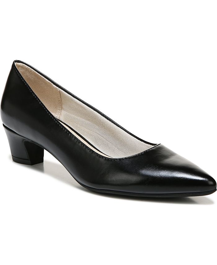 Women's 7.5 M LifeStride Minx Kitten Heel Pumps - Black