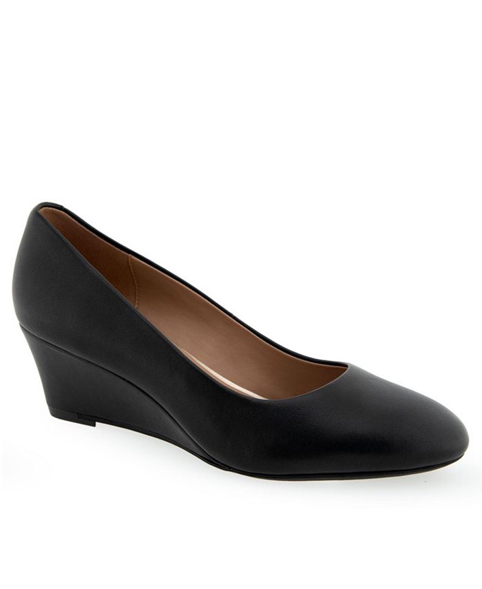 Women's 6 M Aerosoles Iris Slip on Wedge - Black