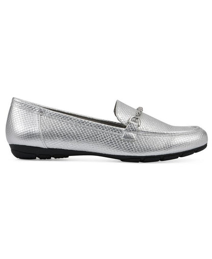 Women's 7.5 - Cliffs by White Mountain Genius Moc Loafers - Silver *Damaged Box*
