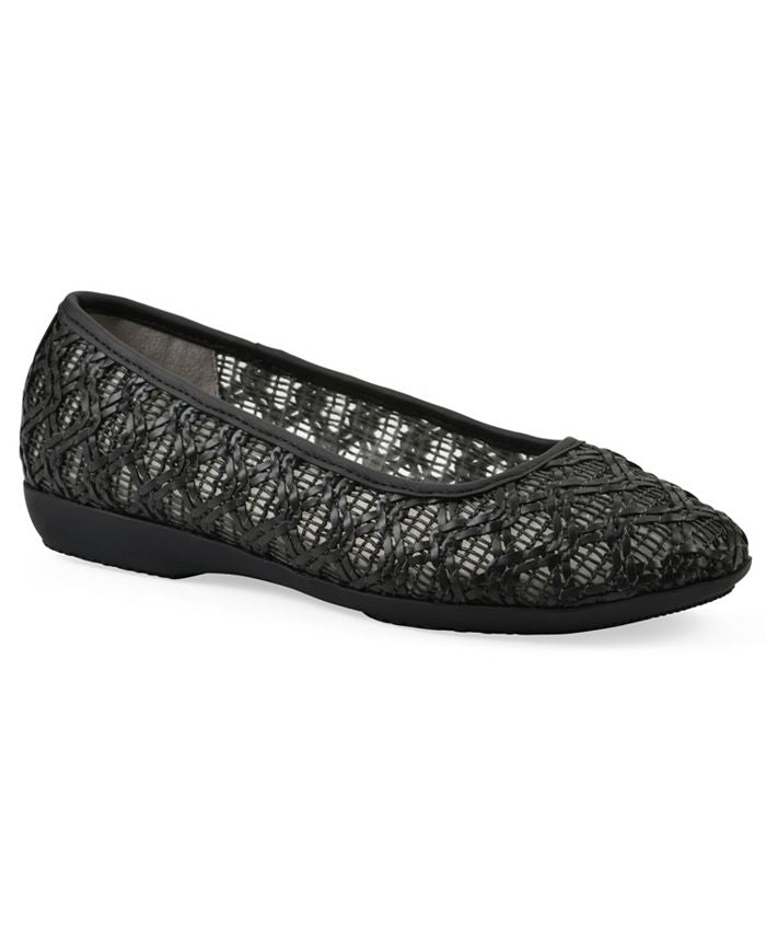 Women's 8 W - Cliffs by White Mountain Cariann Ballet Round Toe Flats - Black