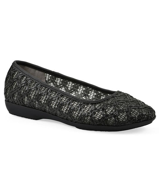 Women's 8 W - Cliffs by White Mountain Cariann Ballet Round Toe Flats - Black
