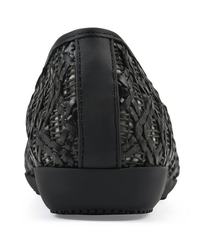 Women's 8 W - Cliffs by White Mountain Cariann Ballet Round Toe Flats - Black