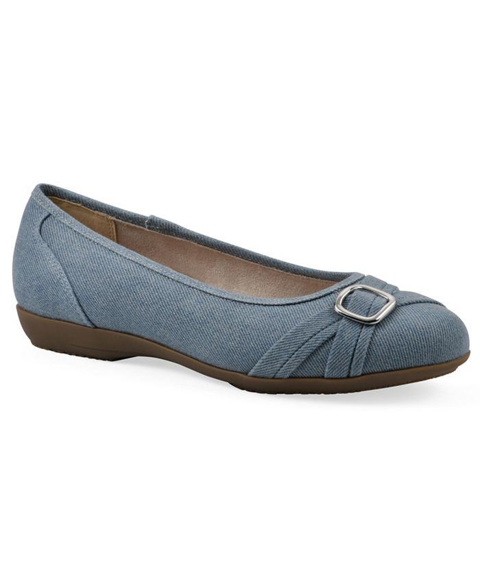 Women's 7 M Cliffs by White Mountain Calming Round Toe Ballet Flats - Blue