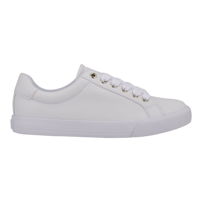 Women's 7 M Nine West Layna Sneakers White *Damaged Box Missing Lid*