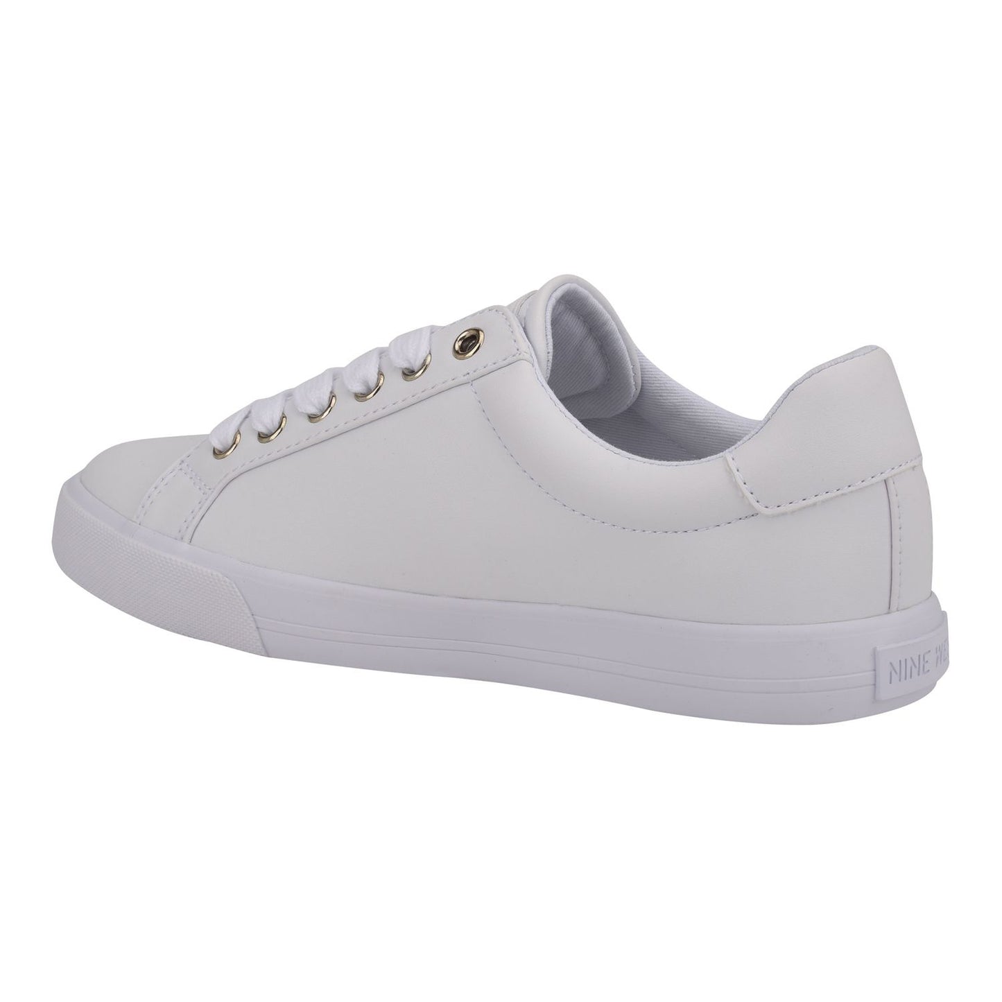 Women's 7 M Nine West Layna Sneakers White *Damaged Box Missing Lid*