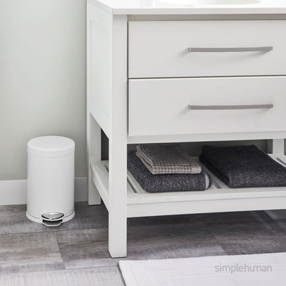 Simplehuman 1.19-Gallon (4.5L) White Steel Indoor/Outdoor Step Trash Can
