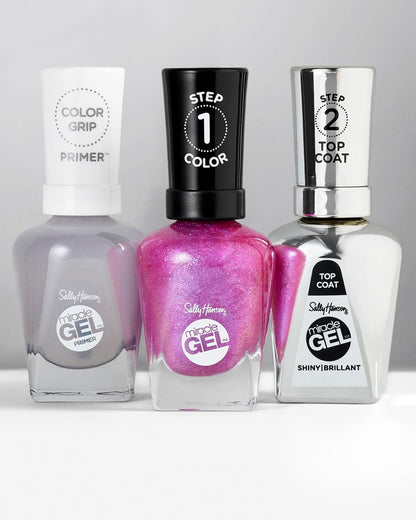 Miracle Gel Nail Polish 341 Pink an Outfit