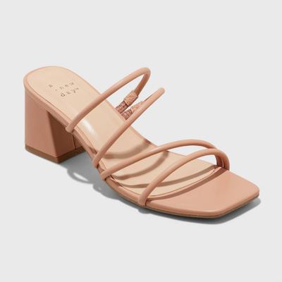 Women's Blakely Wide Width Mule Heels with Memory Foam Insole **SIZE WOMEN 6 WIDE**