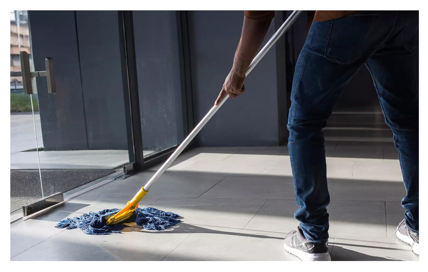Member's Mark Commercial Floor Cleaner and Degreaser (128 oz.)