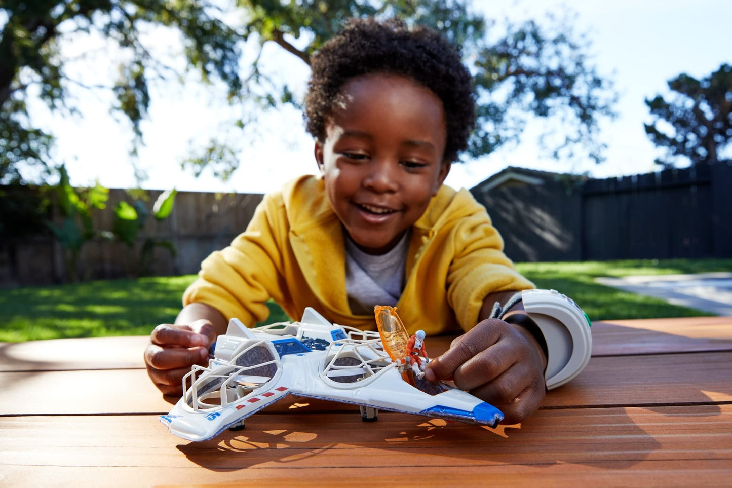 Hot Wheels RC Mattel Disney Lightyear Spaceship