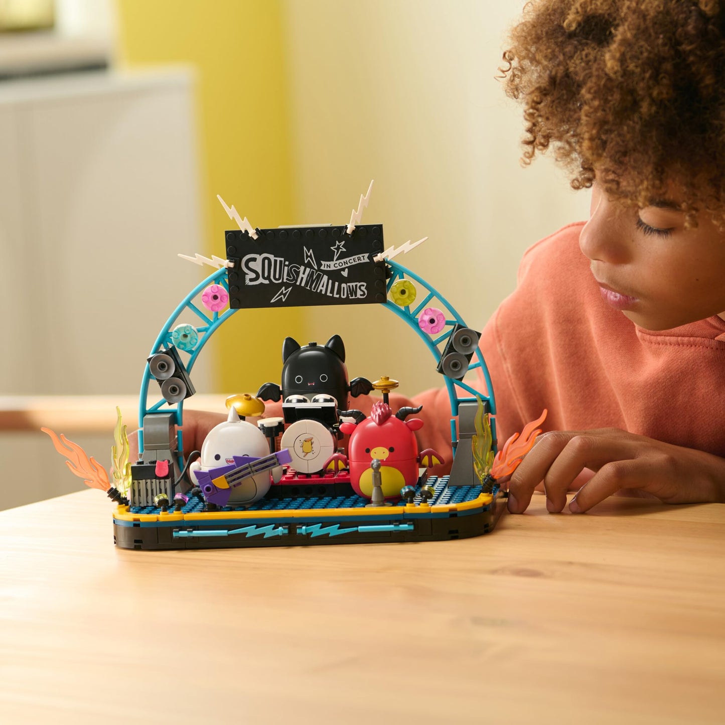 BLDR Squishmallows 375-piece Squish Tour Concert