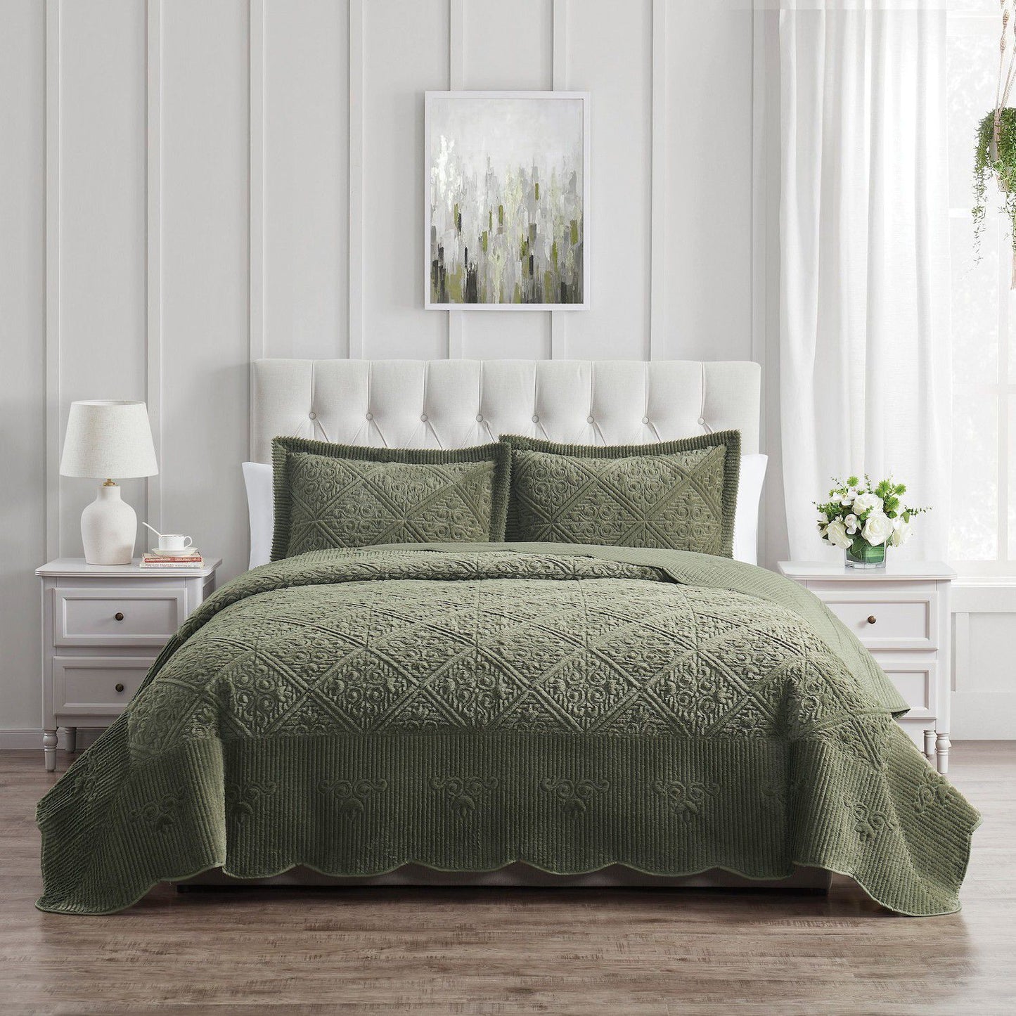 Home Westland Quilted Plush Bedspread Set VCNY - Queen *Damaged Package All Contents Included*