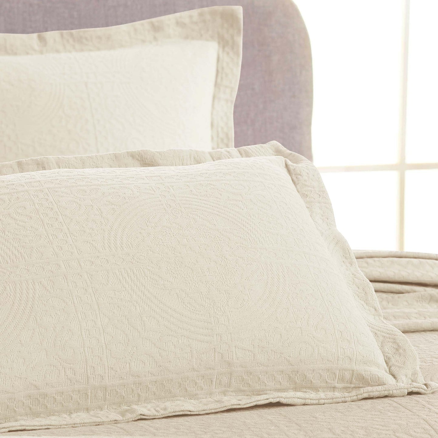 Superior Fleur De Lis Bedspread Set, Queen, Ivory