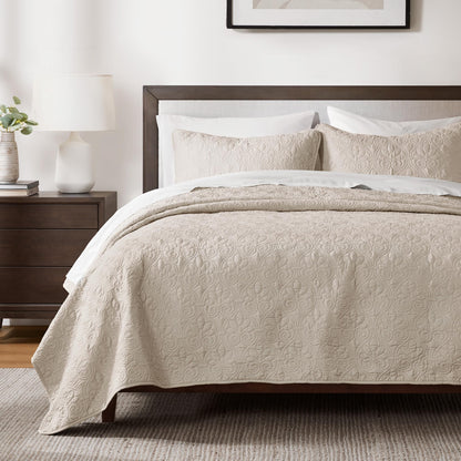 Superior Fleur De Lis Bedspread Set – Queen, Ivory
