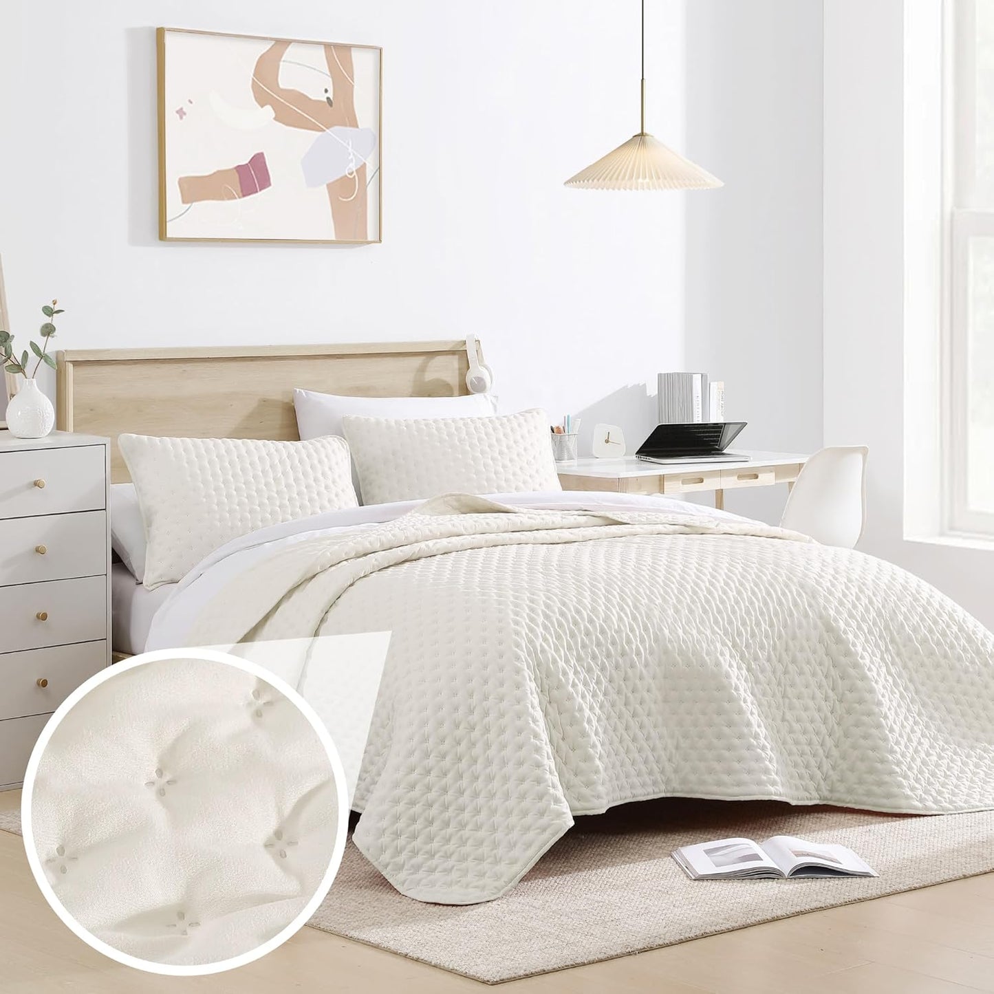 Ultrasonic Bubble Full/Queen 3PC Ultrasonic Microfiber Quatrefoil Quilt Set - Coconut Milk *Damaged Package*