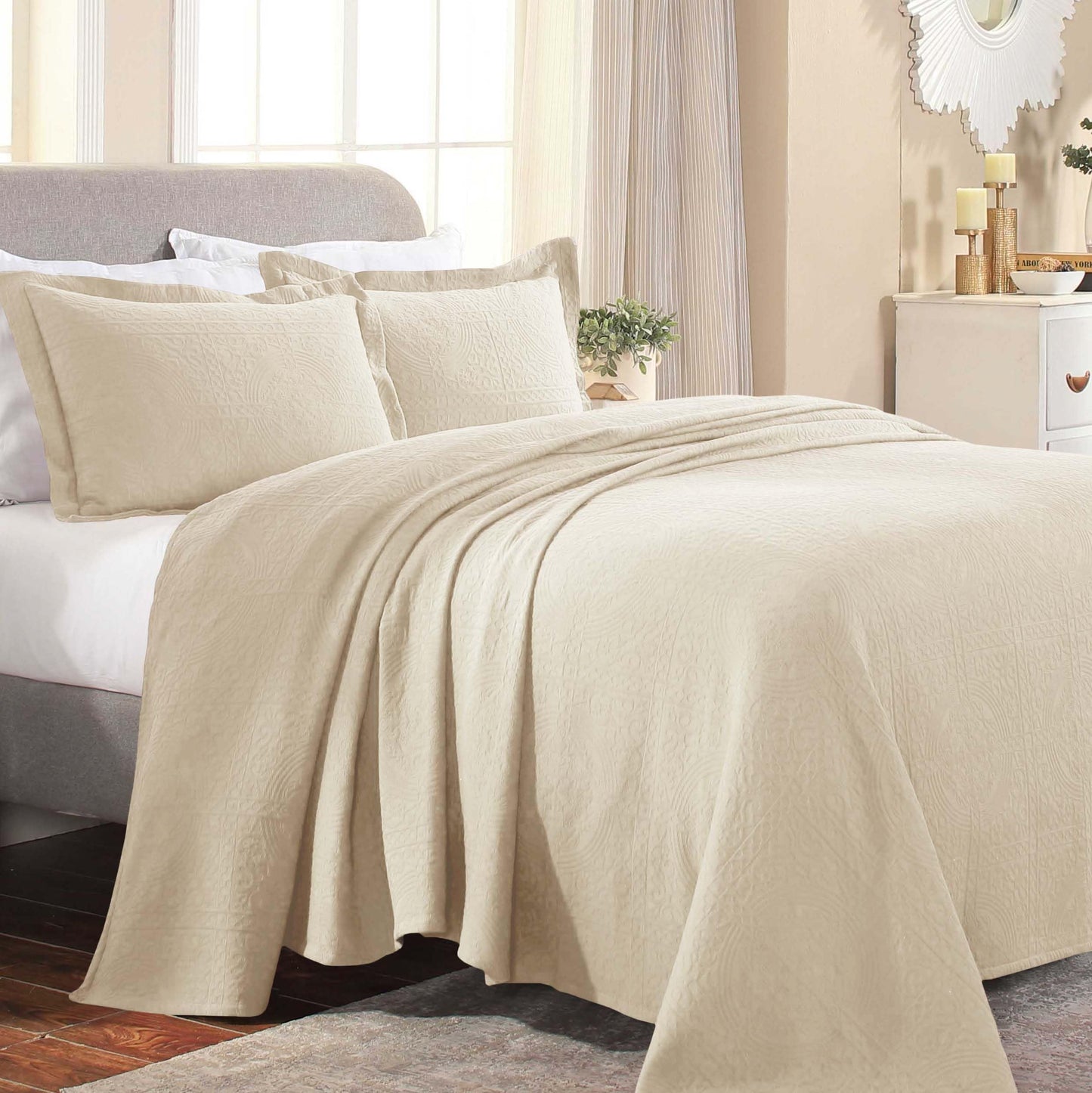 Superior Fleur De Lis Bedspread Set, Queen, Ivory