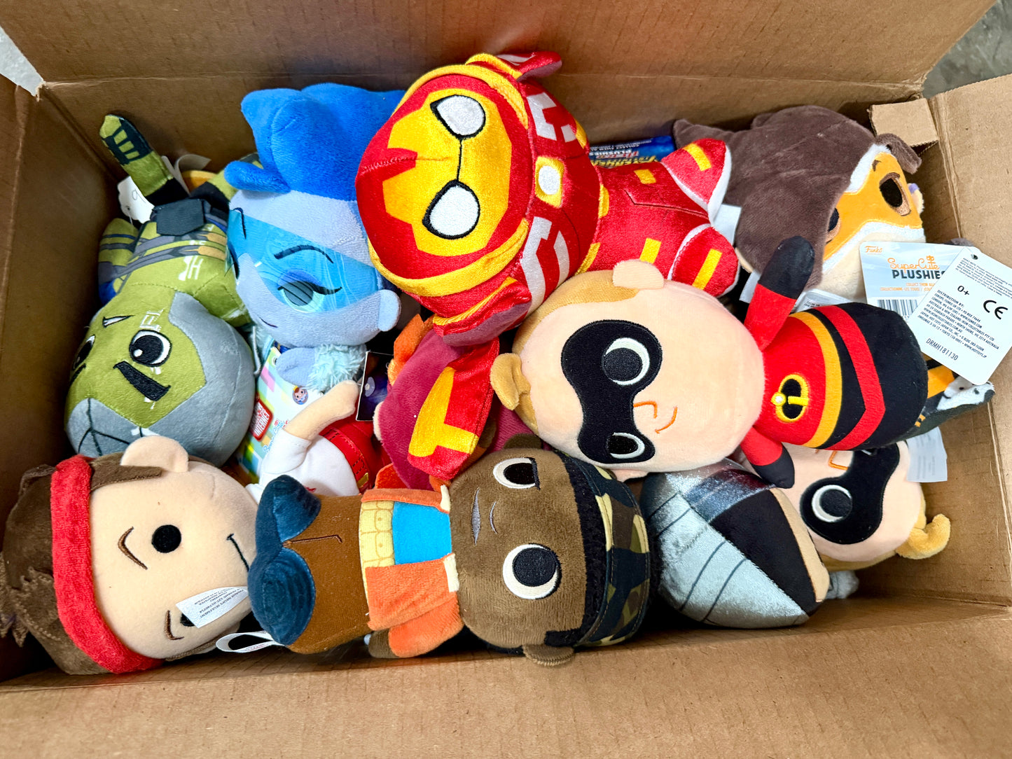 WHOLESALE Box of Plush 40 pieces