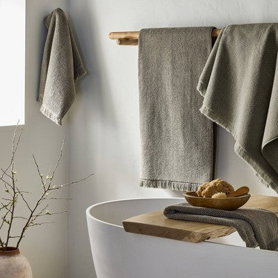 Organic Texture Bath Towel Olive - Casaluna