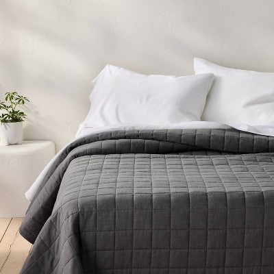 King Heavyweight Linen Blend Quilt Dark Gray - Casaluna : Rayon & Cotton, OEKO-TEX Certified, Machine Washable