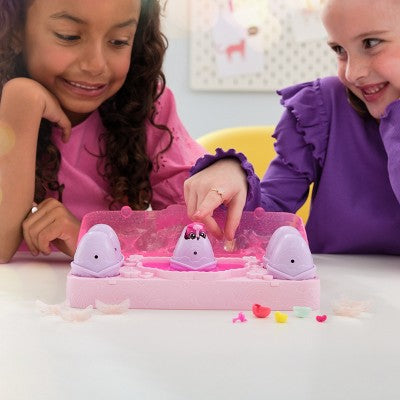 Hatchimals Alive Rainbow Splash Carton **Damaged Package**
