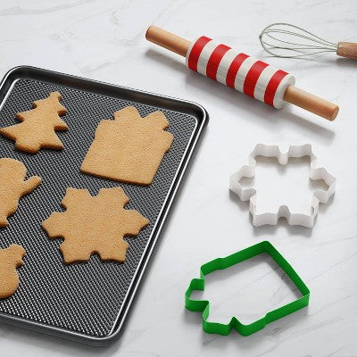 Medium Christmas Present Cookie Cutter Green - Wondershop