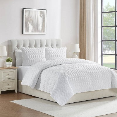 VCNY 3pc Full/Queen Diamond Pinsonic Quilt Set White: Hypoallergenic Microfiber, Embroidered, No Fill