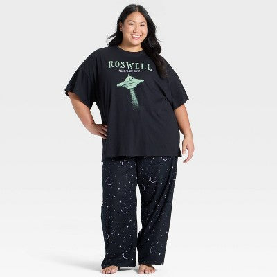 Women's 2X Halloween Roswell New Mexico Oversized Sleep T-Shirt - Hyde and EEK! Boutique Black
