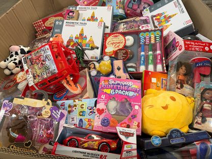 PALLET of Toys C815