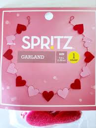 Spritz Heart Garland 5'