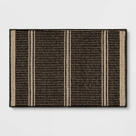 2'x3' Washable Tufted Accent Rug