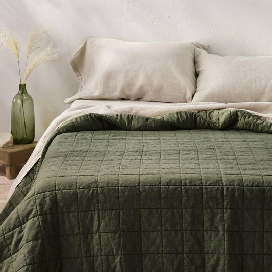 Full/Queen Linen Blend Quilt Olive Green