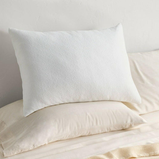 Standard/Queen Memory Foam Pillow (Damaged Box)