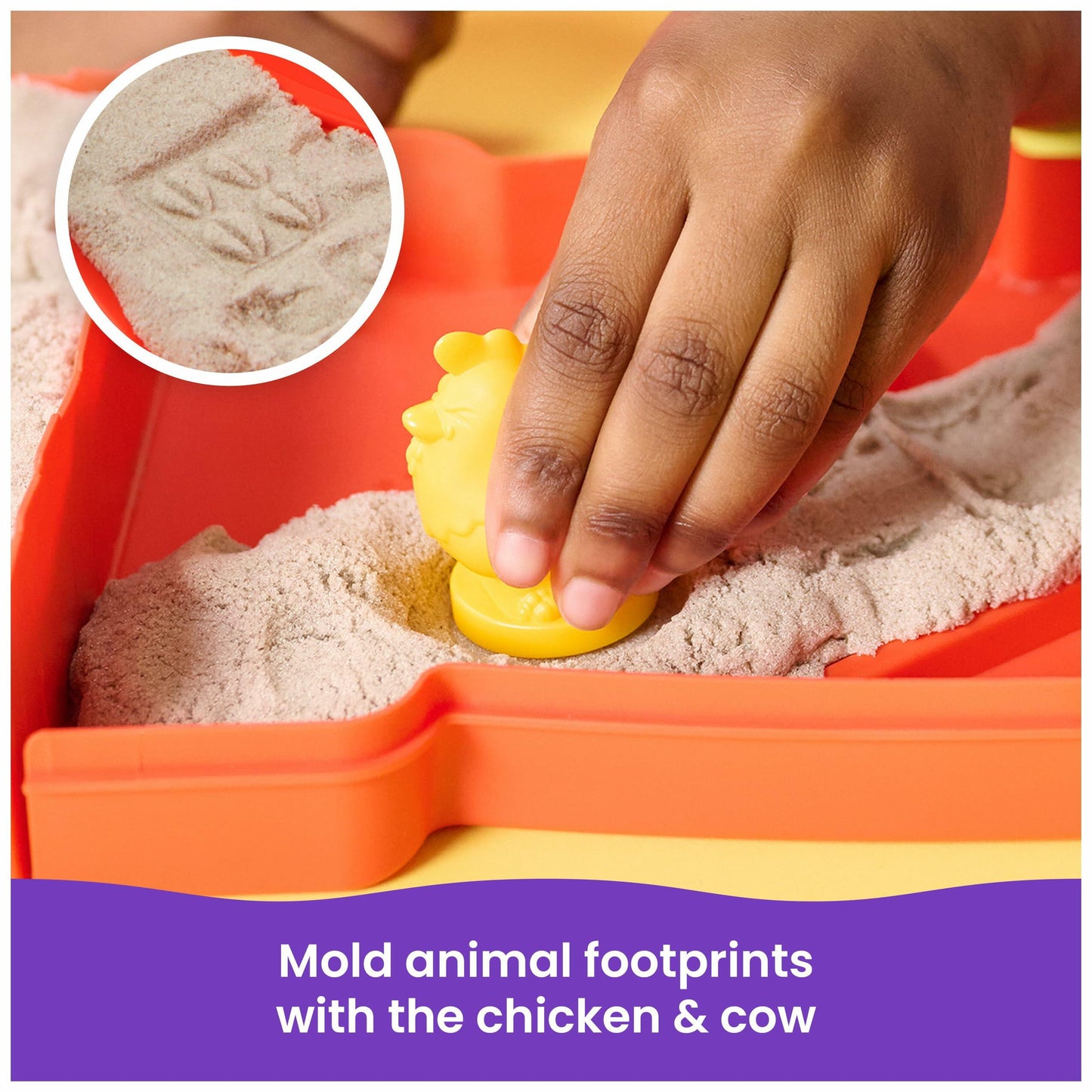 Kinetic Sand, Sandy Farm Set with 12oz Play Sand, 6 Tools & Molds