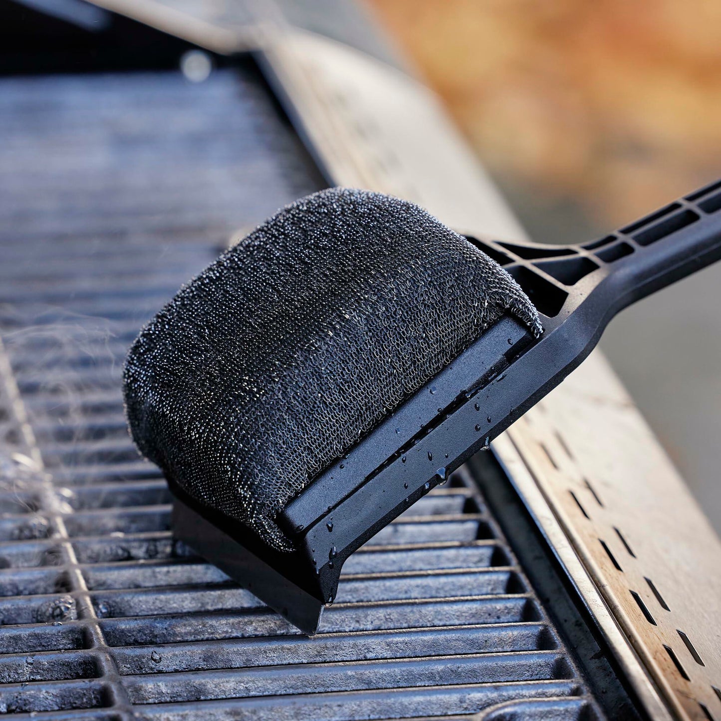 Mr. Bar-B-Q Steam Clean BBQ Brush Powered by Scrub Daddy
