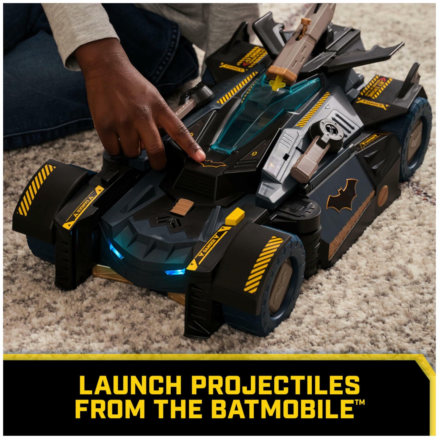 DC Comics Batman Transforming Batmobile Playset